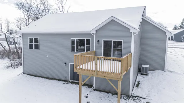 $349,900 | 299 Teri Lee Lane, Orfordville, WI 53576
