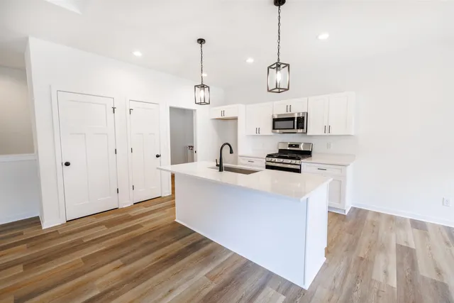 $349,900 | 299 Teri Lee Lane, Orfordville, WI 53576