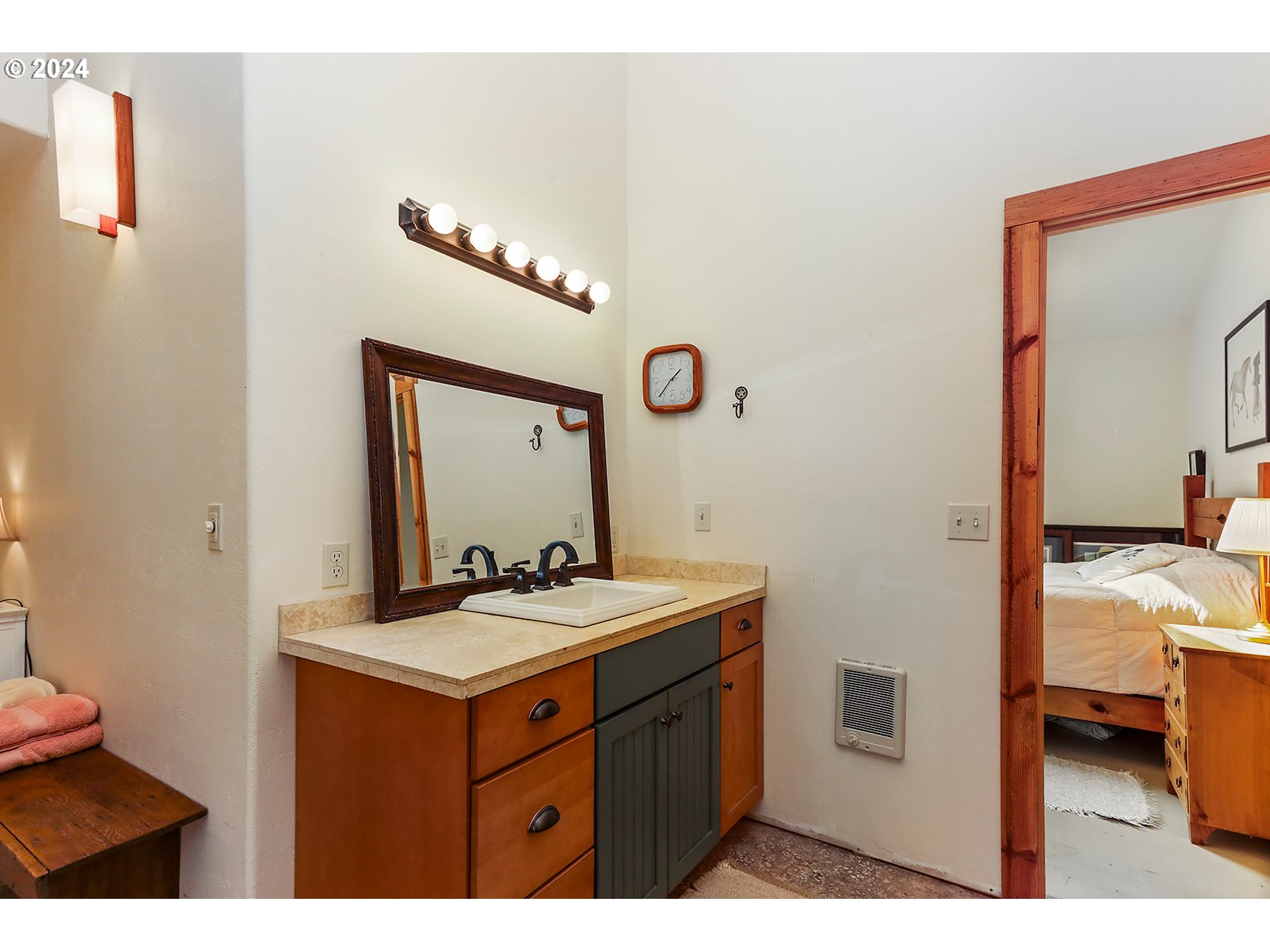 3610 Benton Road Hood River, OR 97031 - Photo 33 of 48 a bathroom with a sink and a mirror