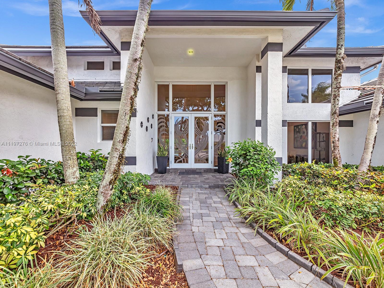 3290 Westminster Drive Boca Raton, FL 33496 - Photo 5 of 87 Gallery Image 5