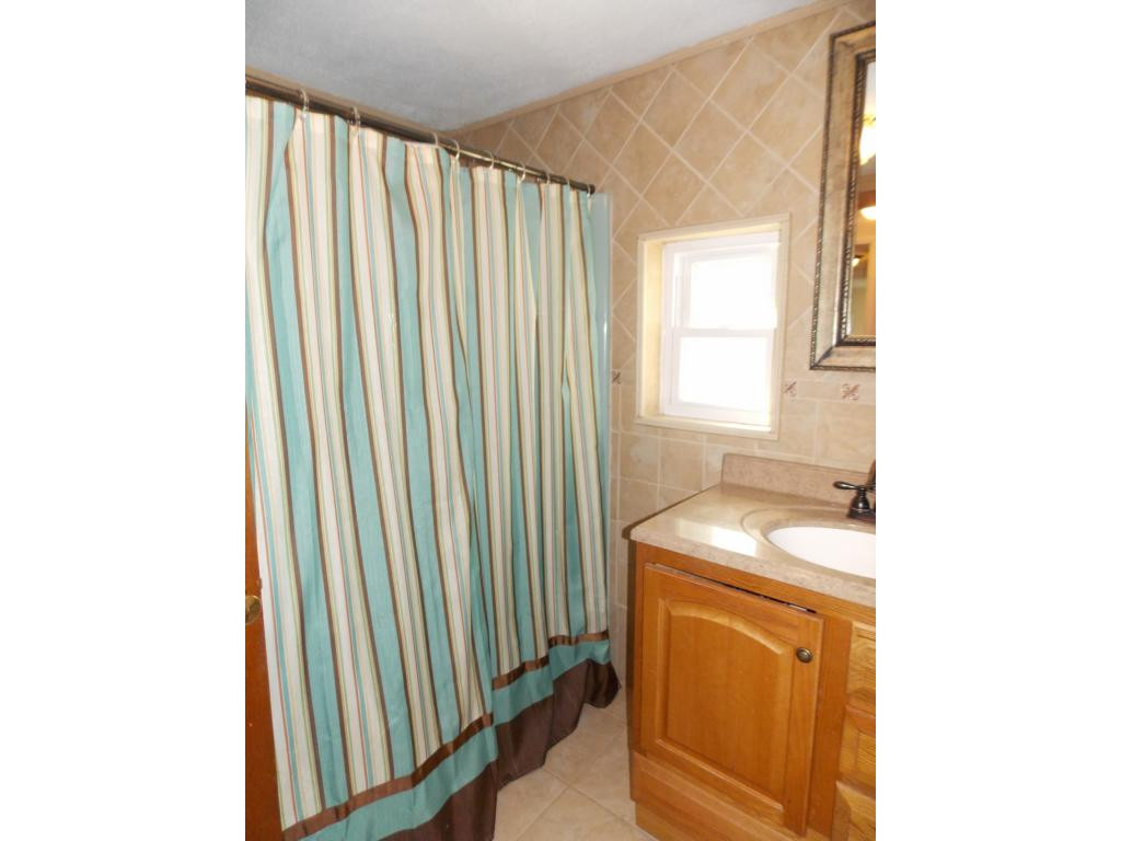 4015 Purchase Ridge Road Duffield, VA 24244 - Photo 22 of 26 Beautiful tile work