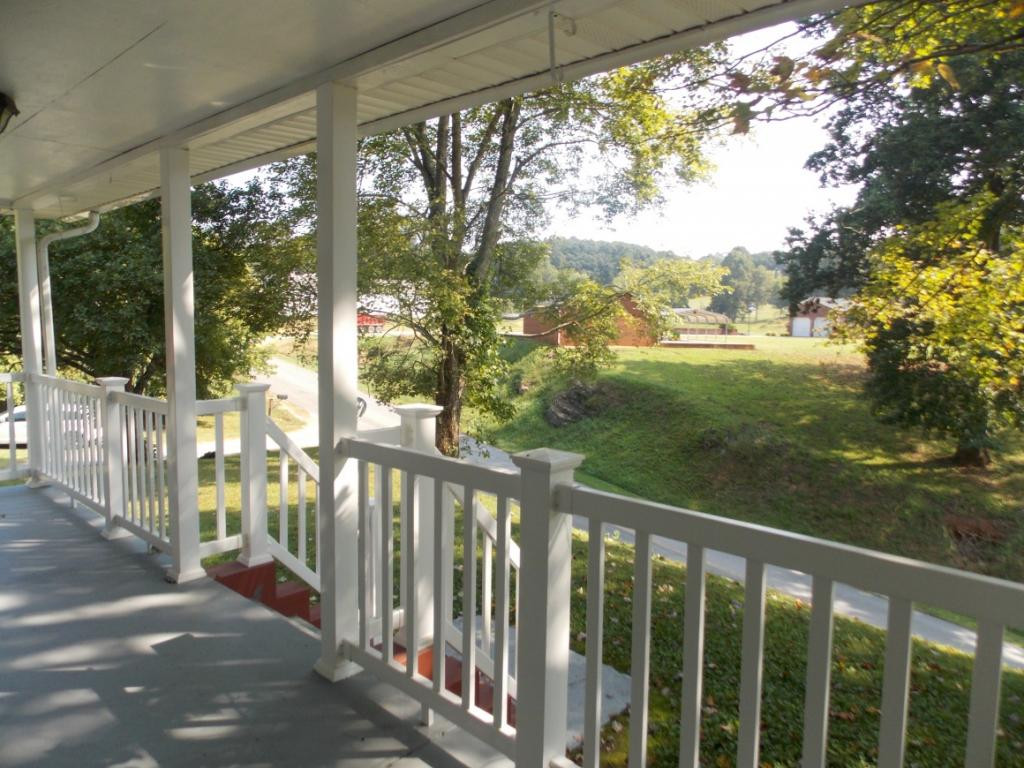 4015 Purchase Ridge Road Duffield, VA 24244 - Photo 26 of 26 Coffee or Tea