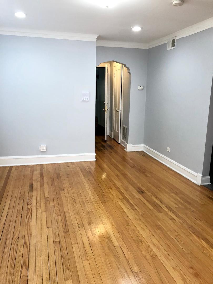 4701 West Barry Avenue, Unit 2B Chicago, IL 60641 - Photo 7 of 10