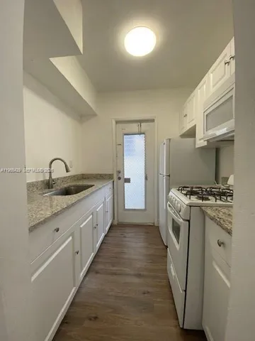 $159,000 | 8132 Harding Avenue, Unit 7, Miami Beach, FL 33141