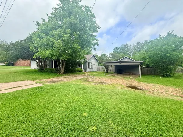 $150,000 | 302 West Orville Street, Wills Point, TX 75169