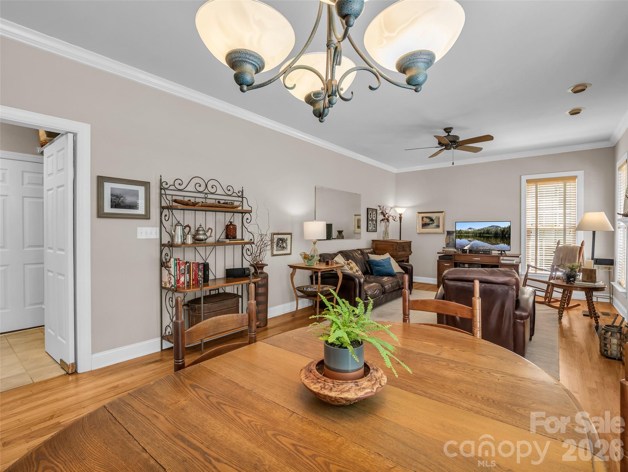 1042 Columbine Road Asheville, NC 28704 - Photo 16 of 48