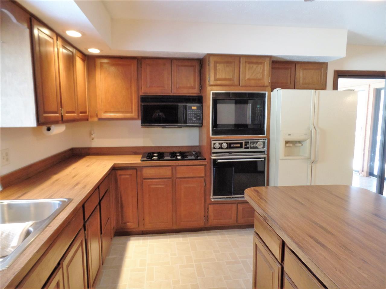 63766 Pine Road North Liberty, IN 46554 - Photo 11 of 36