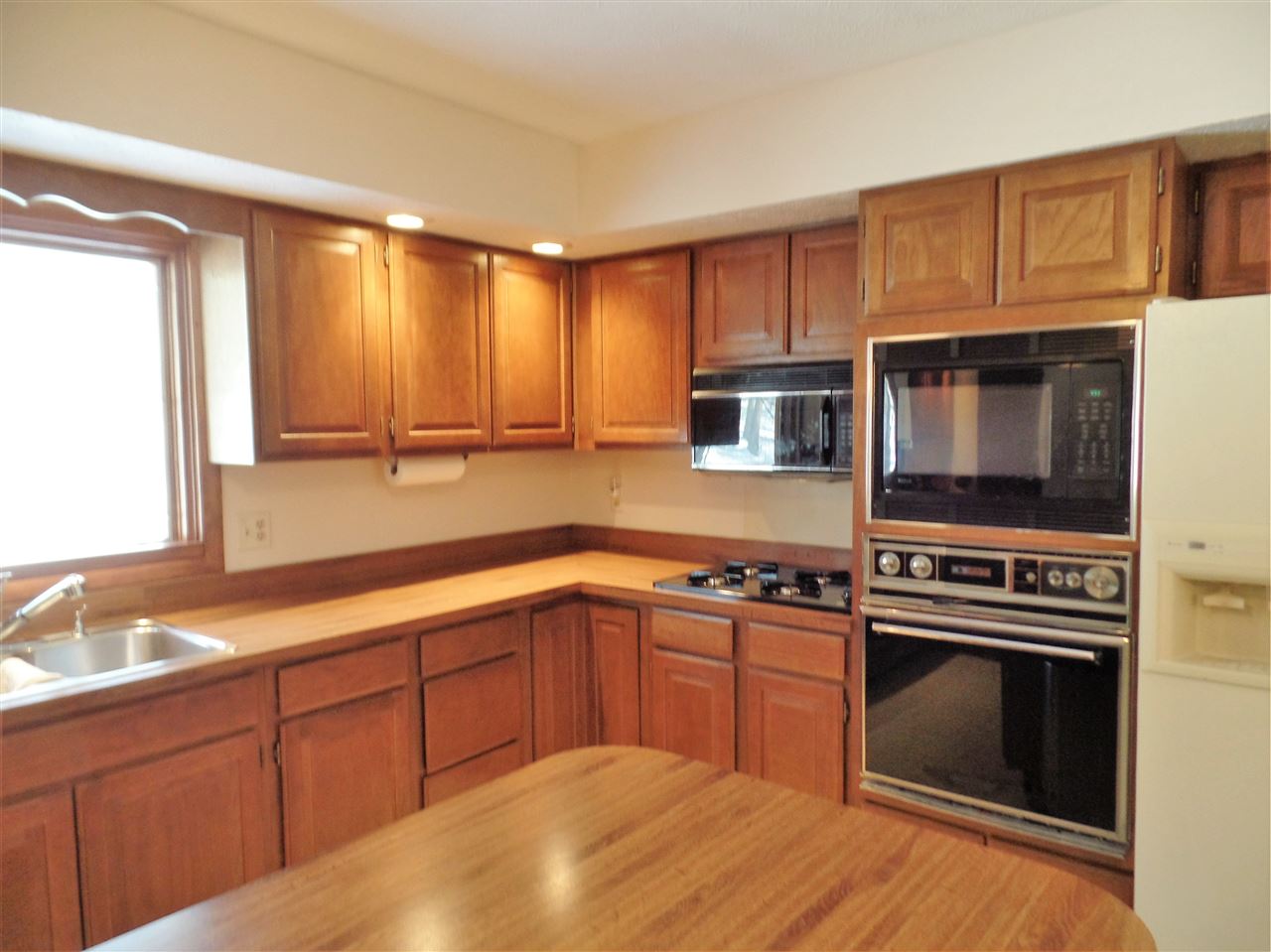 63766 Pine Road North Liberty, IN 46554 - Photo 10 of 36