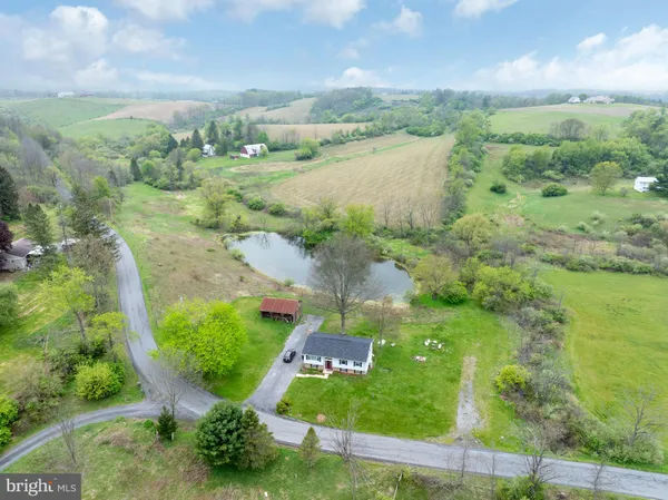 $455,000 | 379 Mountain Back Road, Spring Mills, PA 16875