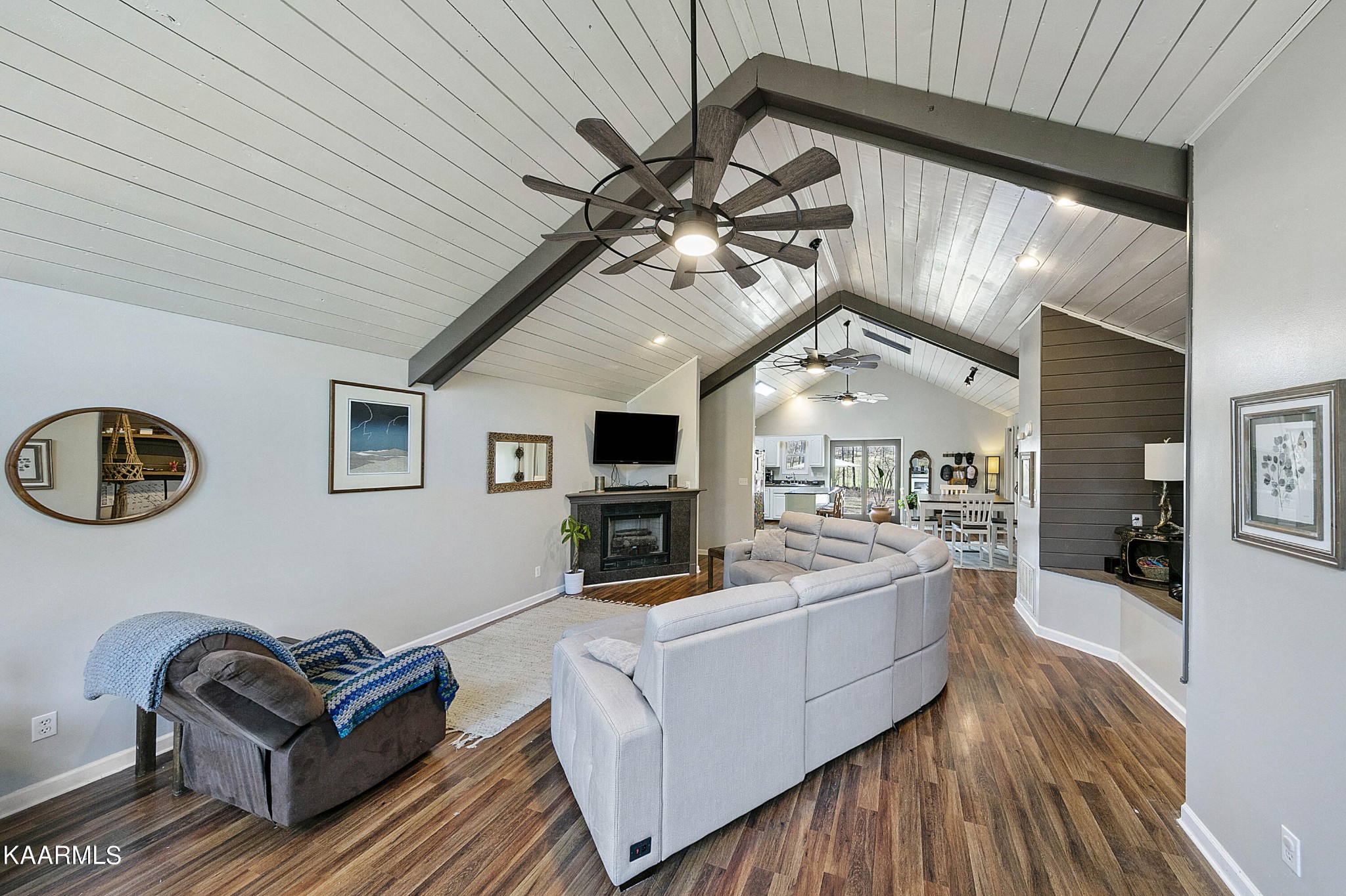 1434 Cunningham Road West Seymour, TN 37865 - Photo 8 of 31 Gallery Image 8