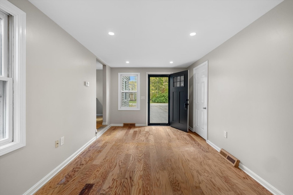 76 Woodridge Road Duxbury, MA 02332 - Photo 22 of 42