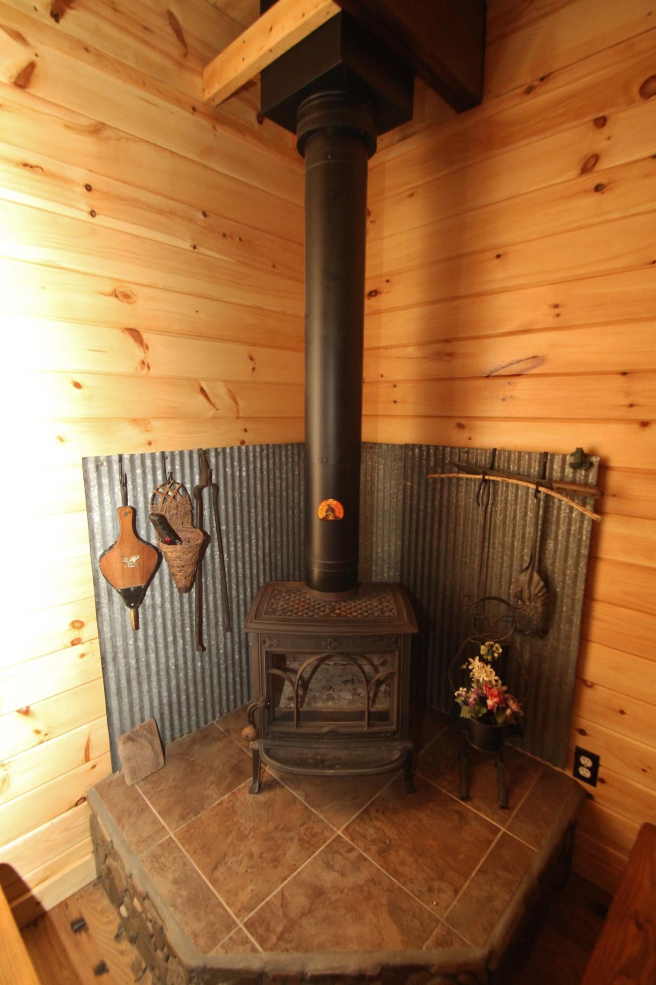 601 Coffman Hill Road Ronceverte, WV 24970 - Photo 22 of 56 Gallery Image 22