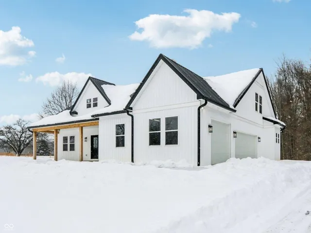 $425,000 | 1618 North Molala Trail, Greensburg, IN 47240