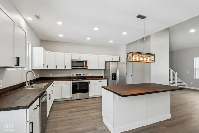 $425,000 | 1618 North Molala Trail, Greensburg, IN 47240