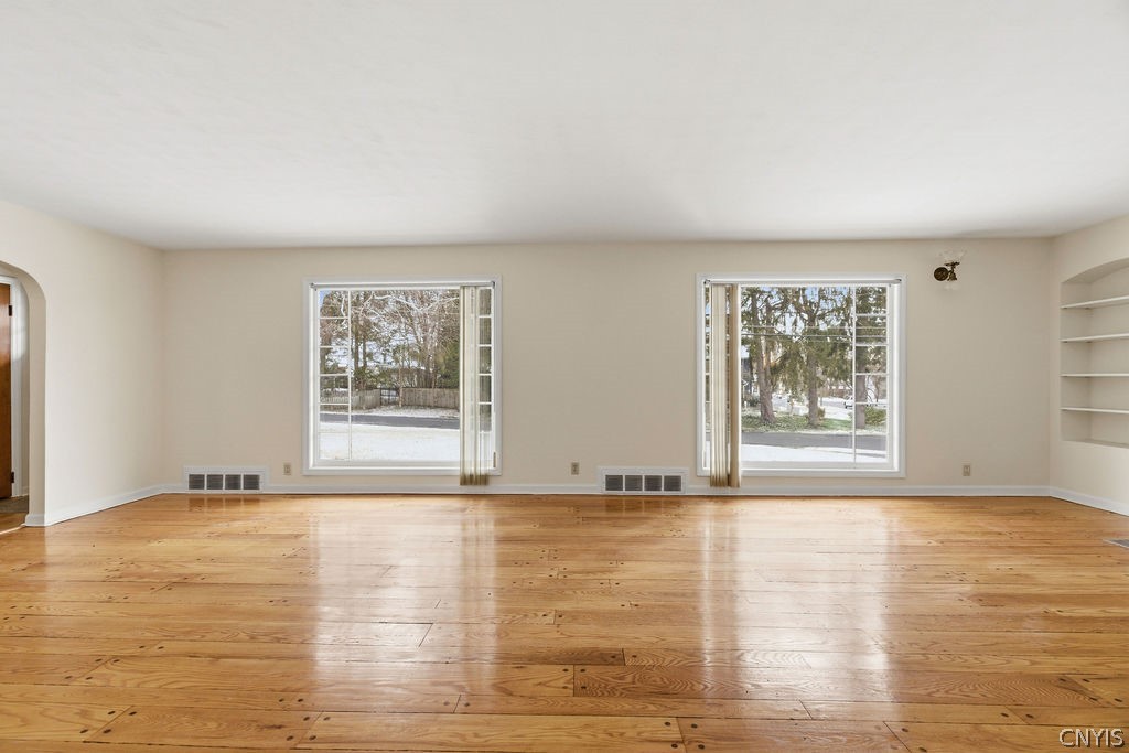 111 Fiordon Road De Witt, NY 13214 - Photo 13 of 48