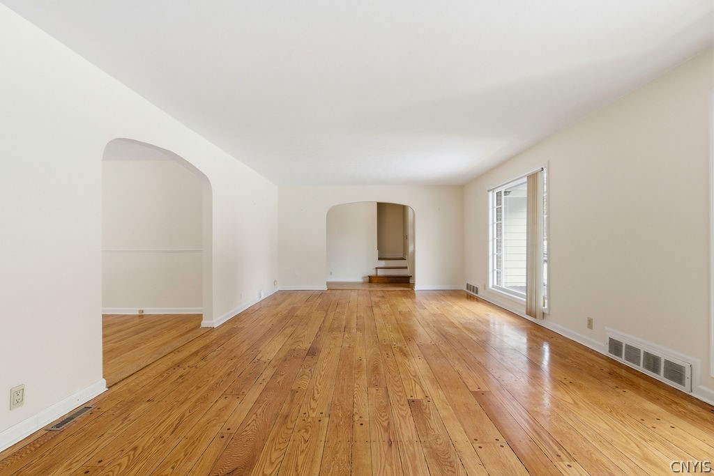 111 Fiordon Road De Witt, NY 13214 - Photo 18 of 48