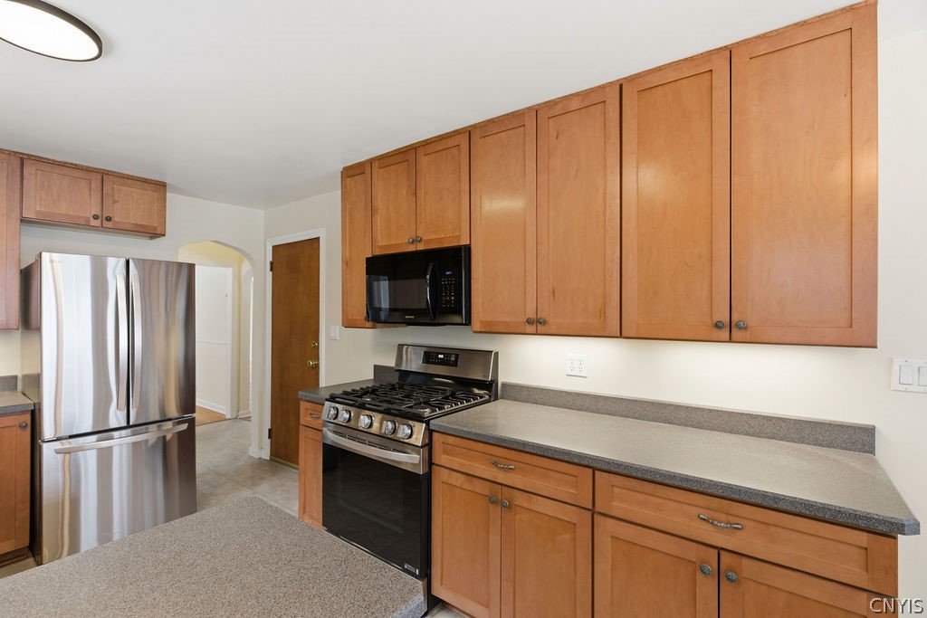 111 Fiordon Road De Witt, NY 13214 - Photo 38 of 48