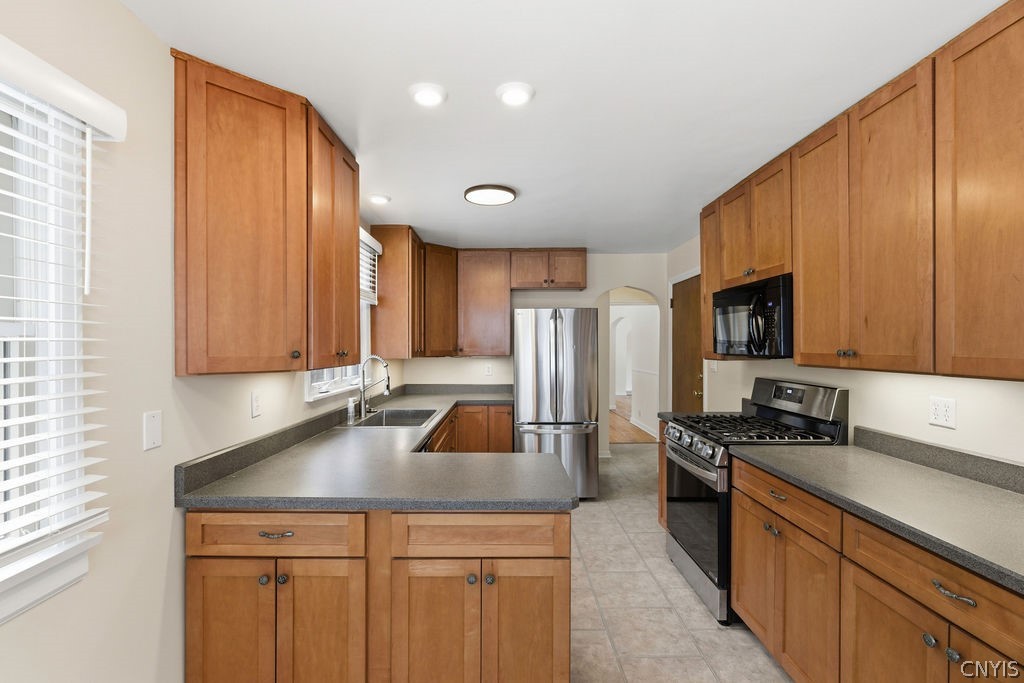 111 Fiordon Road De Witt, NY 13214 - Photo 39 of 48