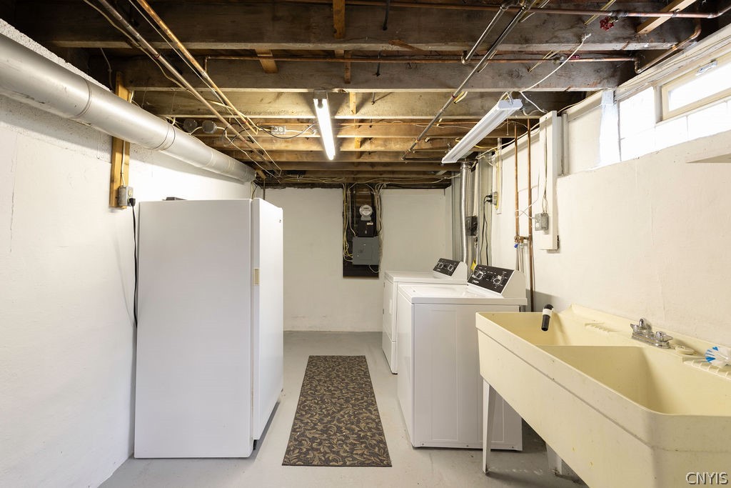 111 Fiordon Road De Witt, NY 13214 - Photo 46 of 48