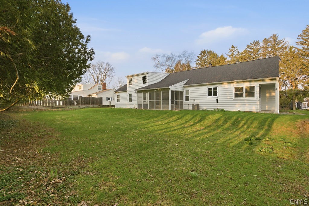 111 Fiordon Road De Witt, NY 13214 - Photo 8 of 48