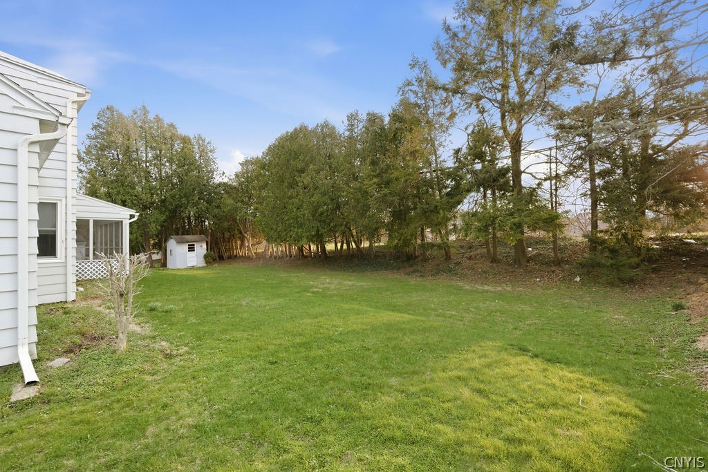 111 Fiordon Road De Witt, NY 13214 - Photo 10 of 48