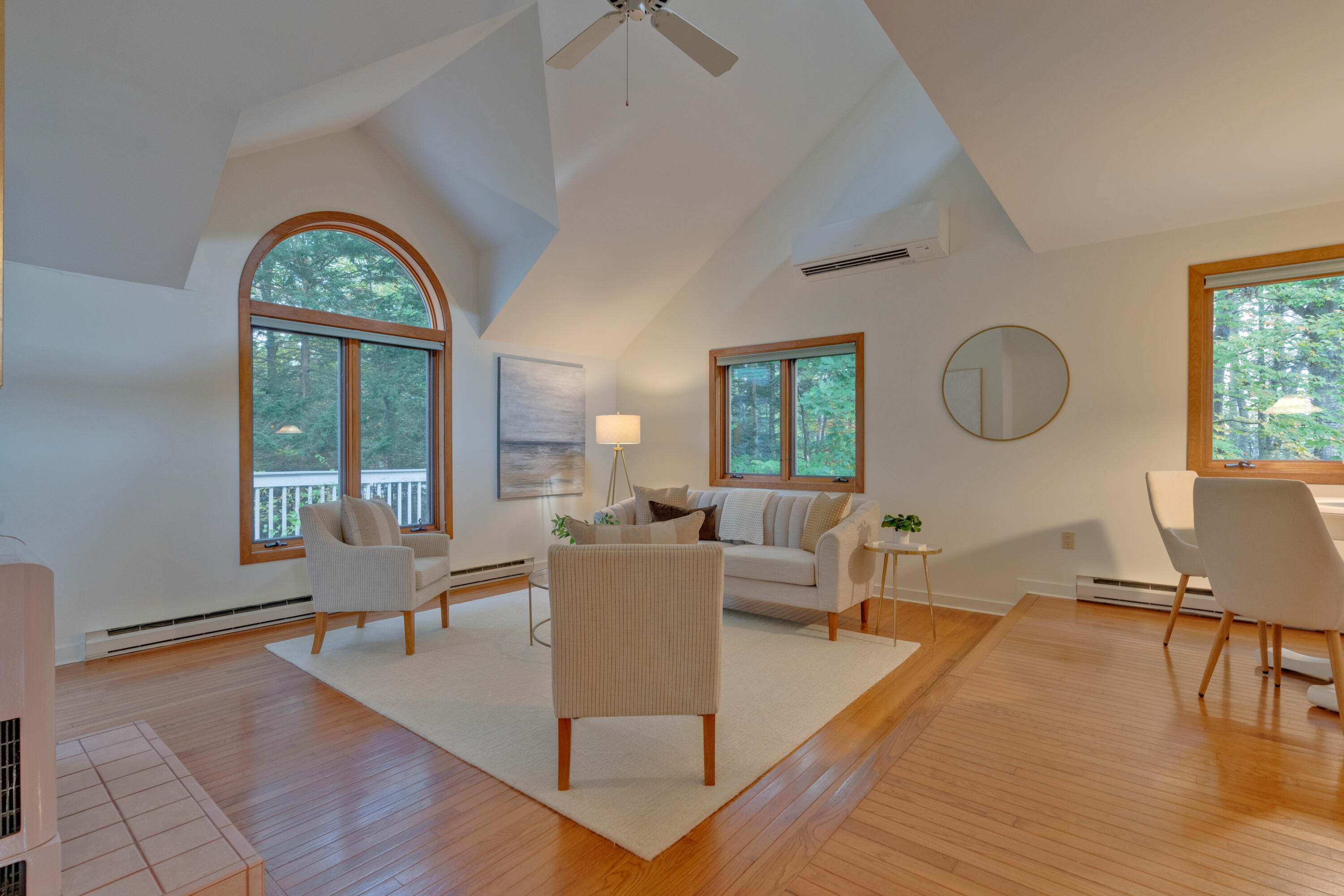 243 Bluff Road, Unit 243 Yarmouth, ME 04096 - Photo 4 of 28 Livingroom