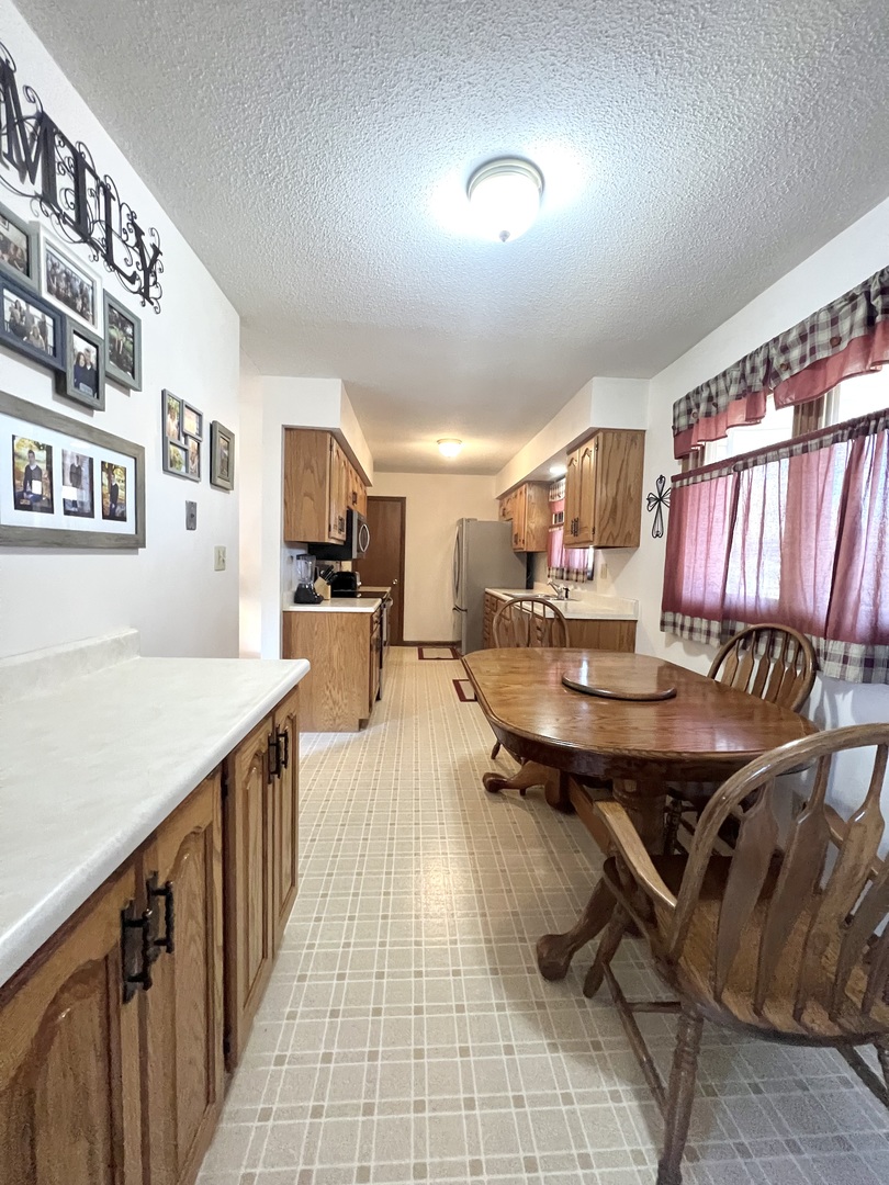 590 Hazelcrest Drive Rantoul, IL 61866 - Photo 11 of 27 Gallery Image 11