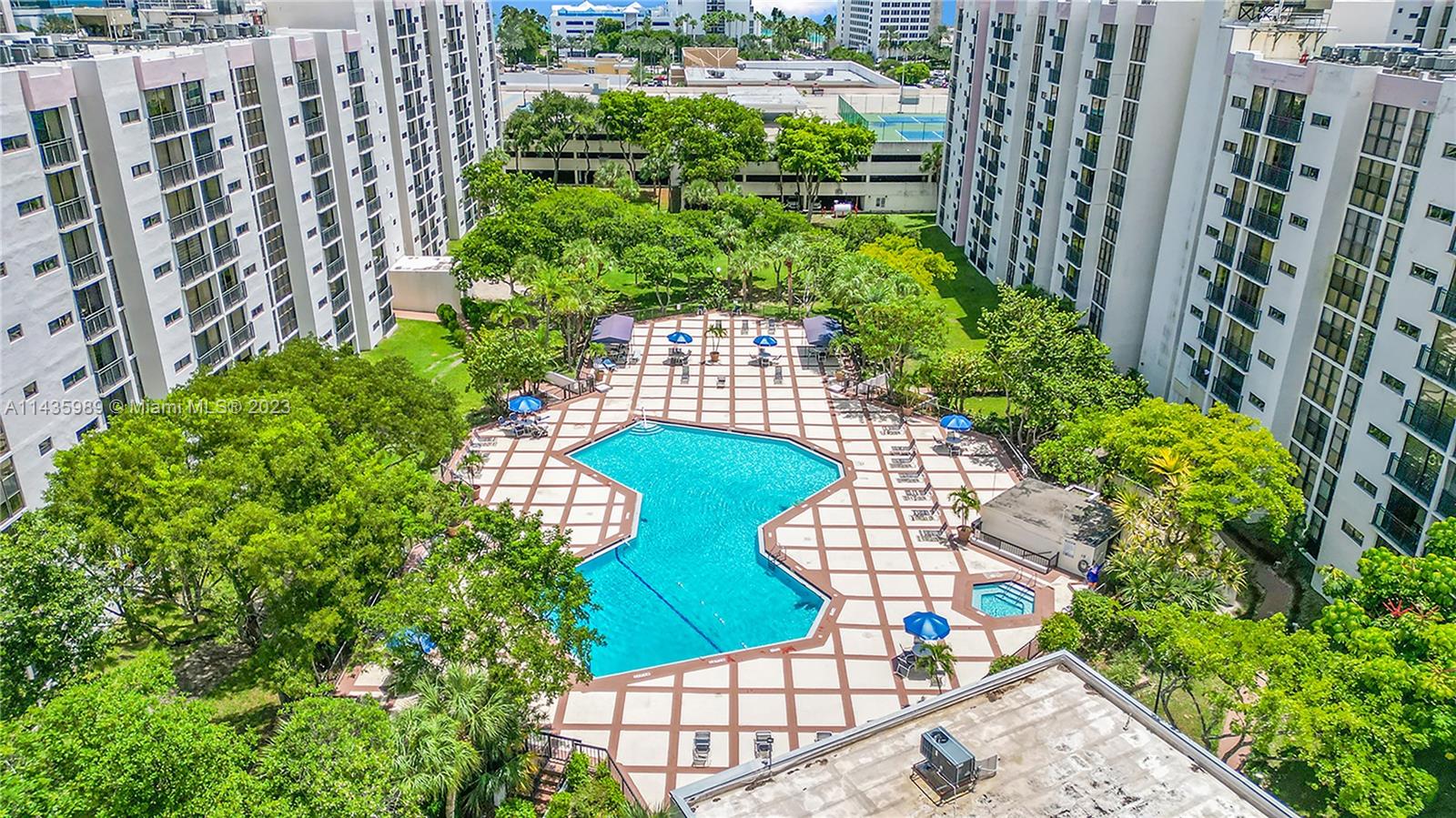 17021 North Bay Road, Unit 418 Sunny Isles Beach, FL 33160 - Photo 37 of 43