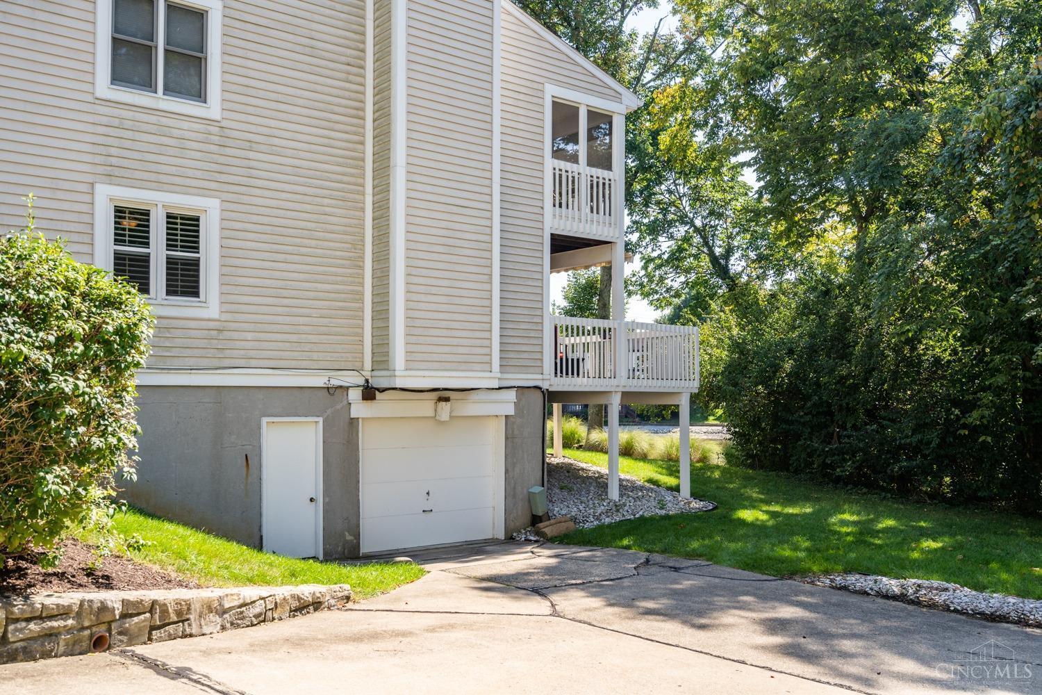 1283 Ebenezer Road Cincinnati, OH 45233 - Photo 29 of 33