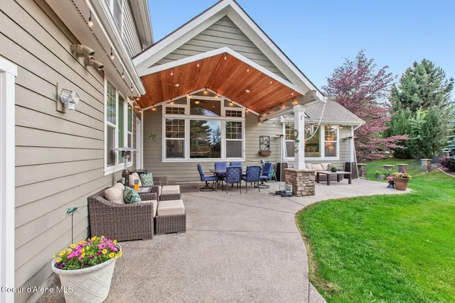 $1,625,000 | 12155 North Yearling Circle, Hayden, ID 83835