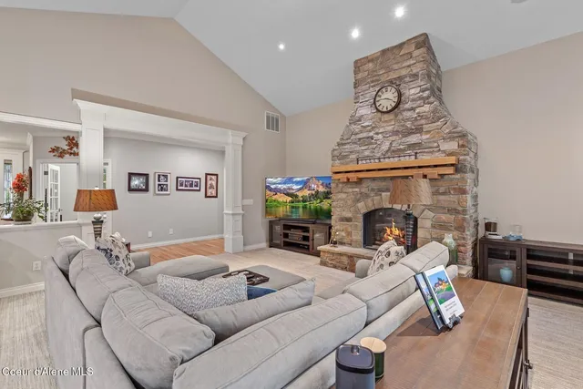 $1,625,000 | 12155 North Yearling Circle, Hayden, ID 83835