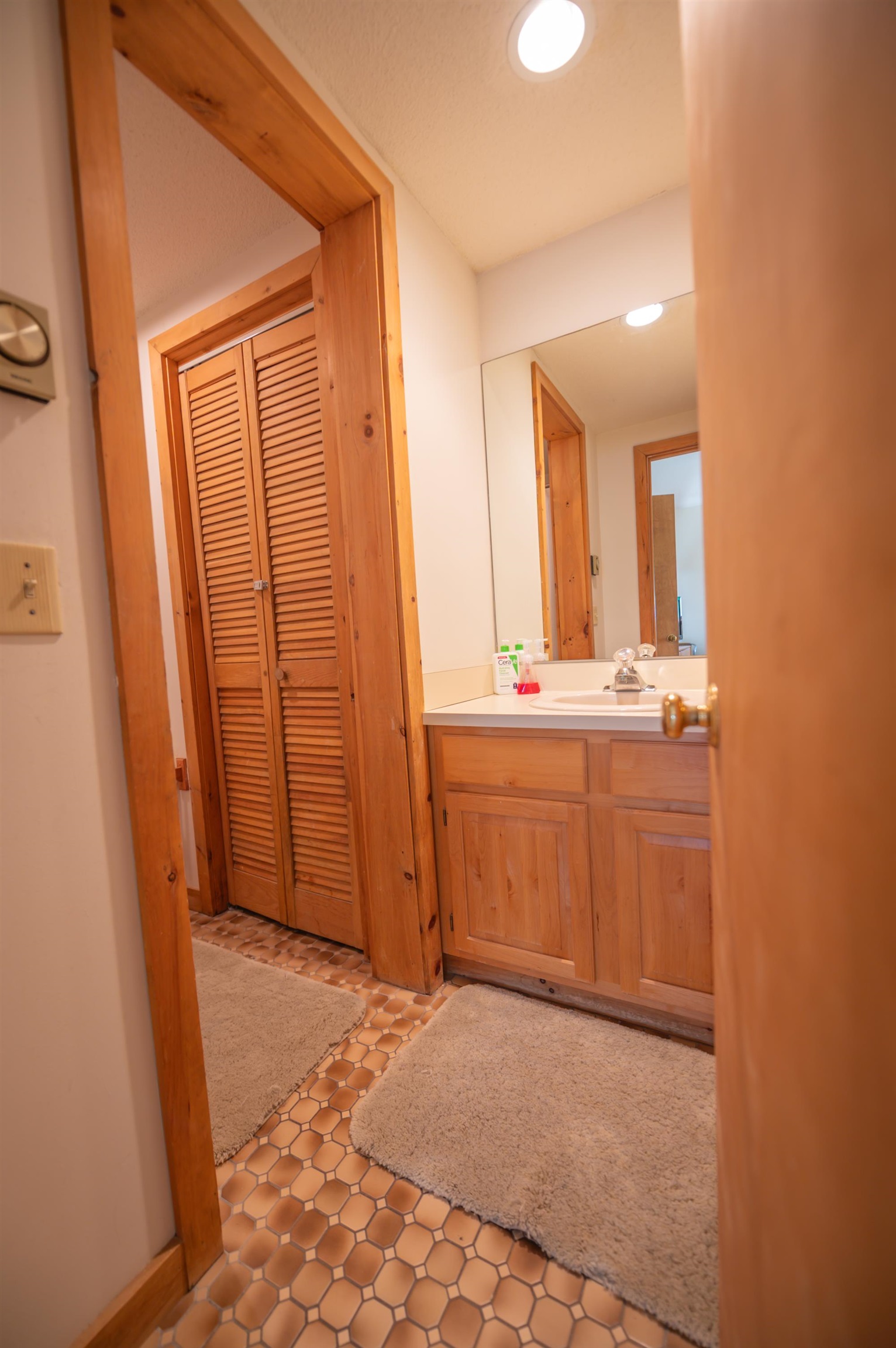 15 B Suntec Loop West Dover, VT 05356 - Photo 6 of 24