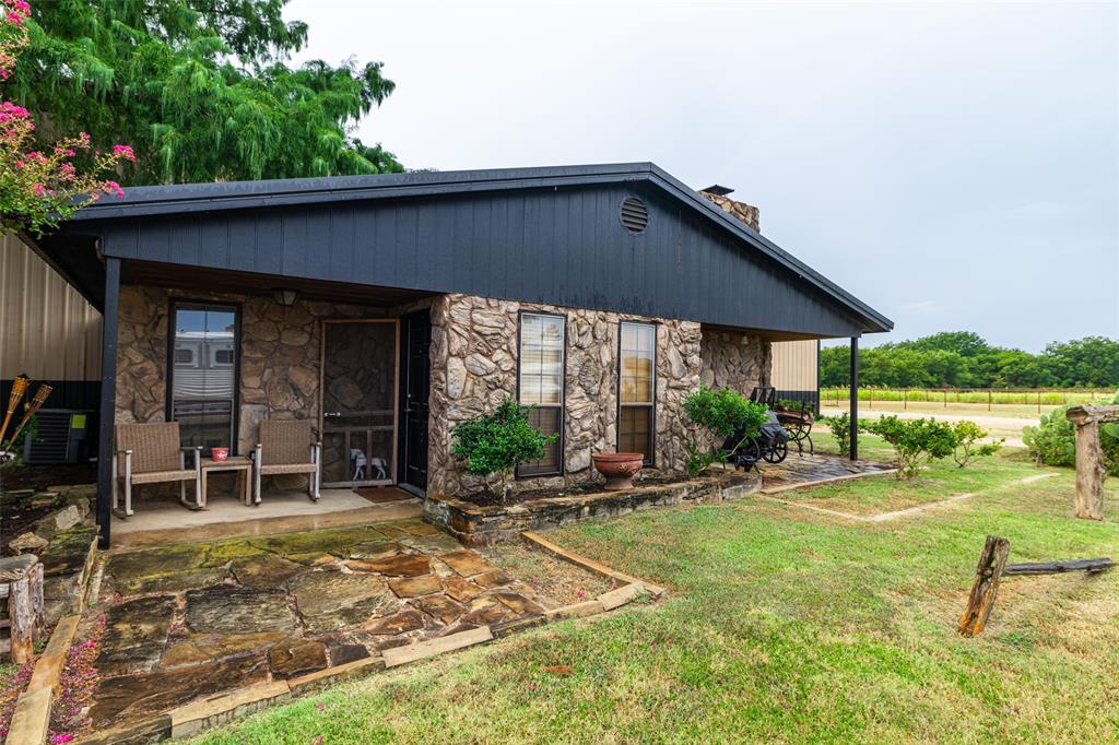 9940 Cole Road Pilot Point, TX 76258 - Photo 15 of 39