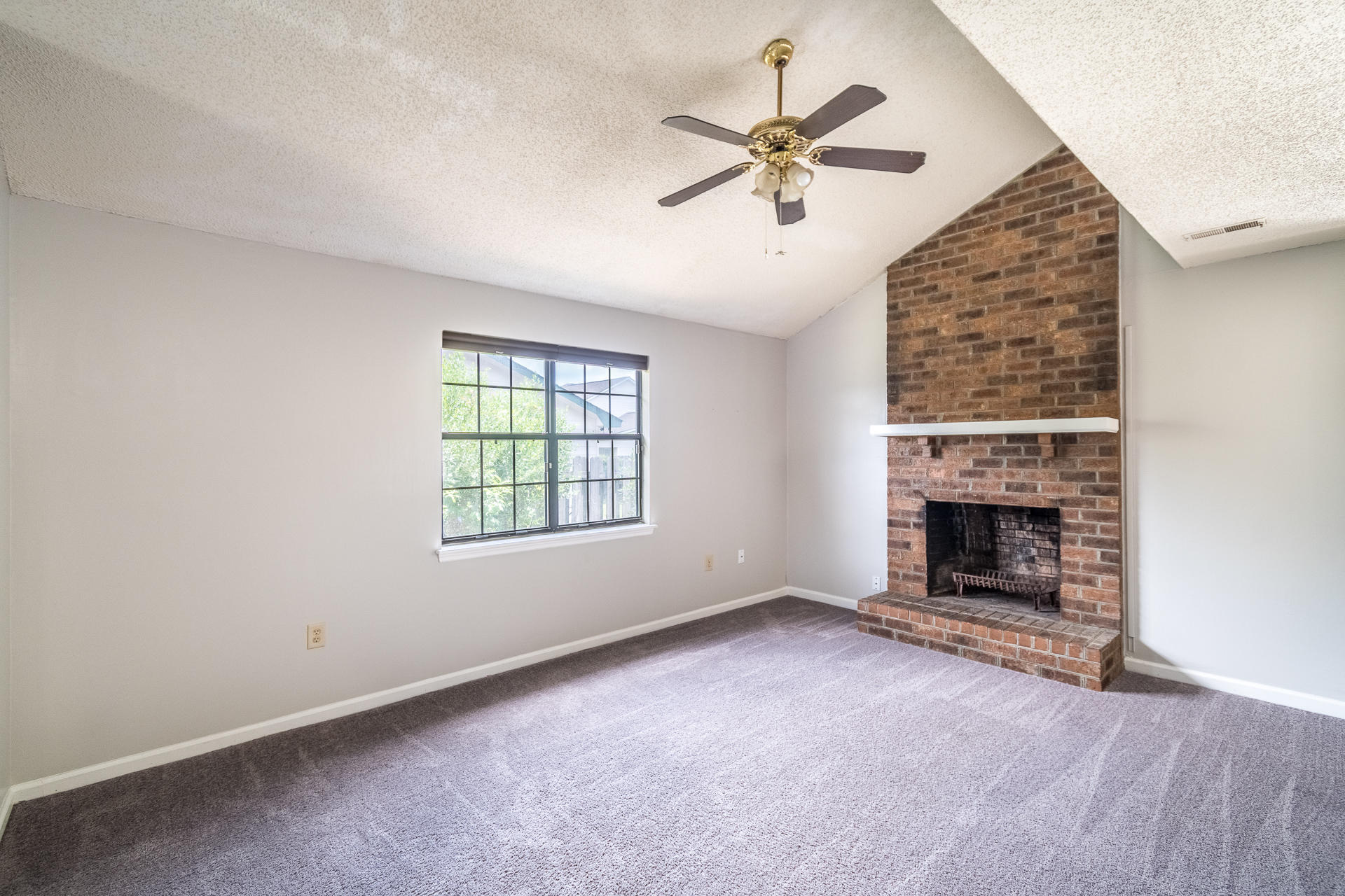 7625 Oldridge Road North Charleston, SC 29418 - Photo 6 of 29 7625Oldridge-06