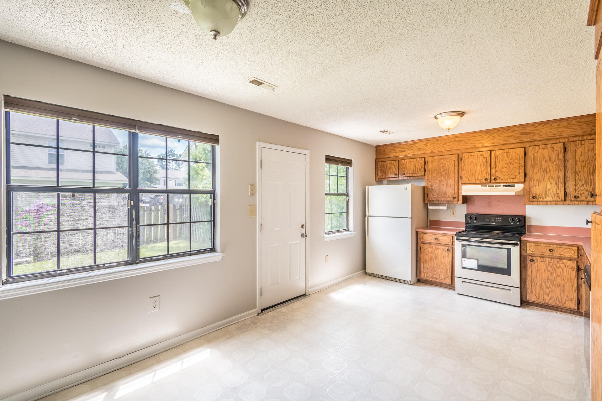 7625 Oldridge Road North Charleston, SC 29418 - Photo 9 of 29 7625Oldridge-09