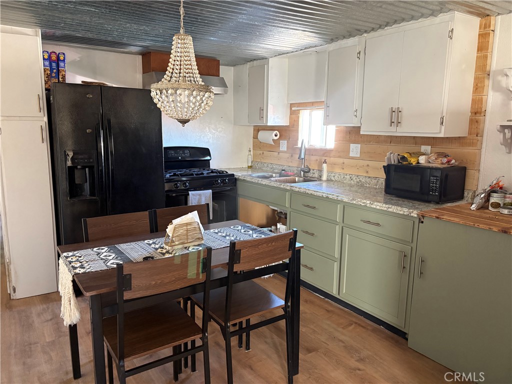 4561 Adobe Road, Unit 46 Twentynine Palms, CA 92277 - Photo 5 of 17