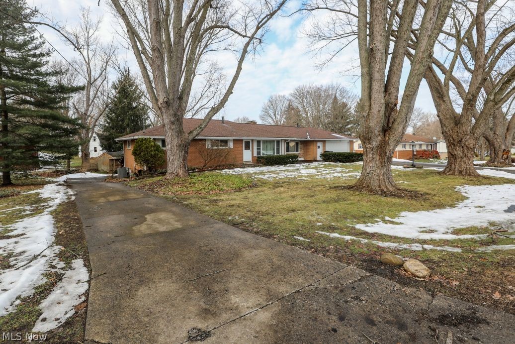 6361 Marchinn Road Ravenna, OH 44266 - Photo 4 of 50