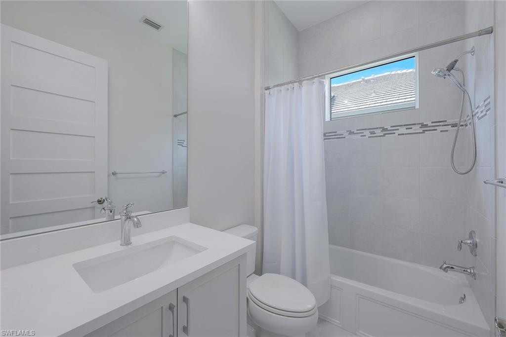 6895 Saona Court Naples, FL 34113 - Photo 12 of 33
