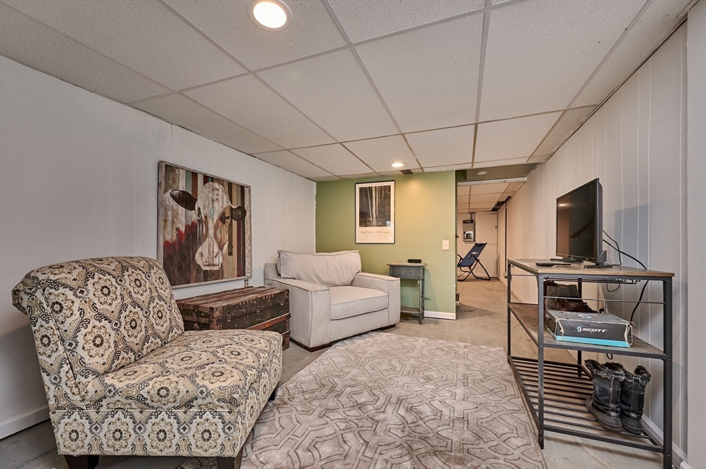 25 Ludlow Road South Hadley, MA 01075 - Photo 21 of 33