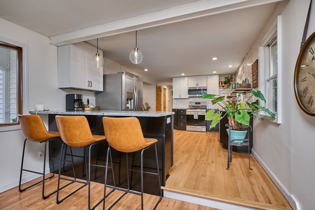 25 Ludlow Road South Hadley, MA 01075 - Photo 5 of 33