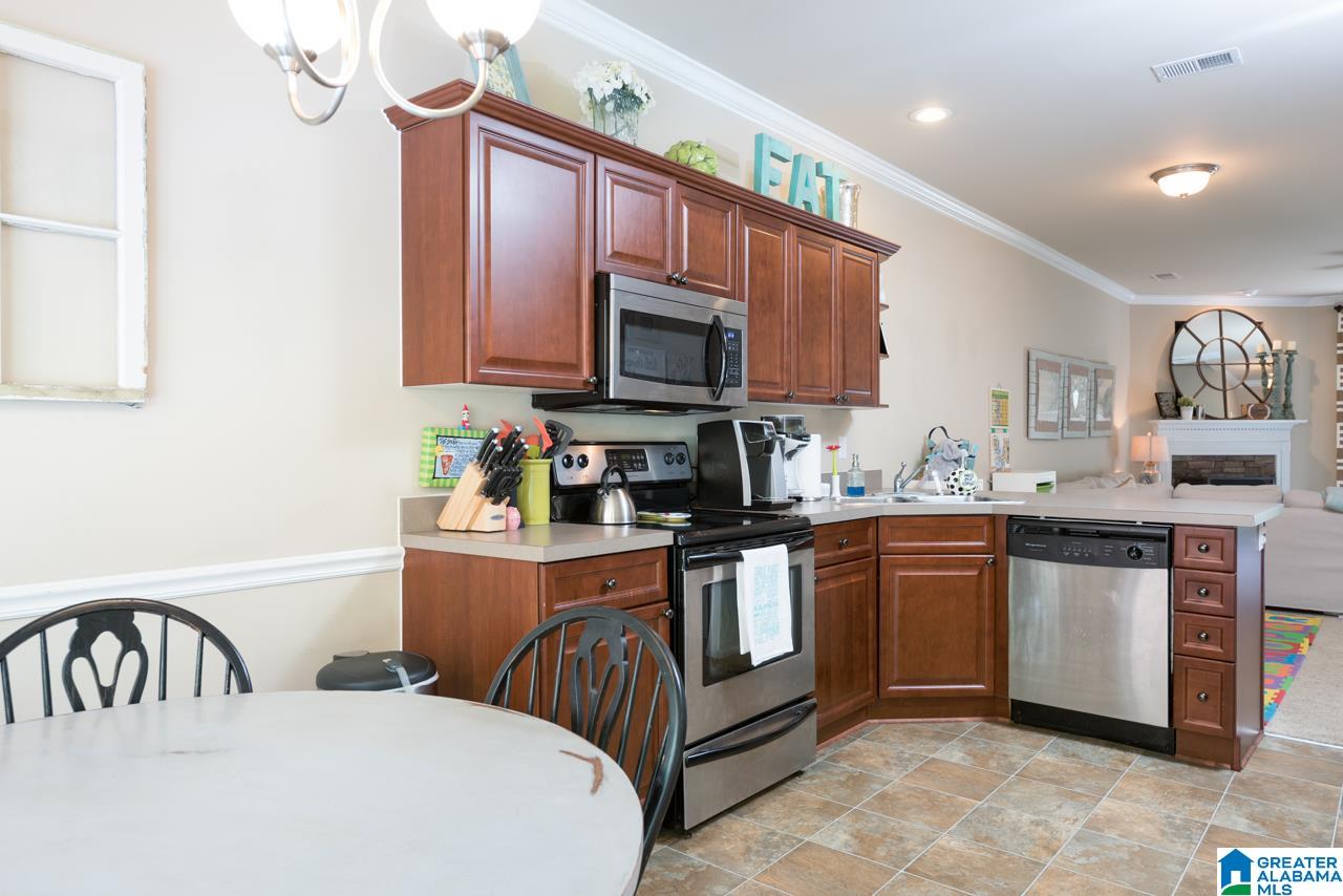 2400 Ridgemont Drive Birmingham, AL 35244 - Photo 7 of 33