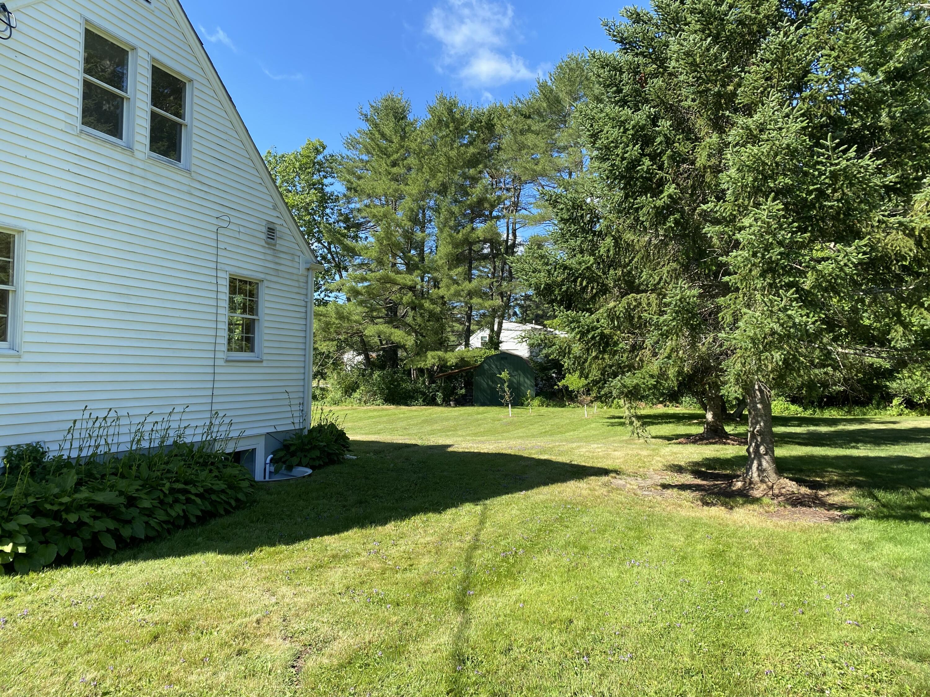 260 North Road Yarmouth, ME 04096 - Photo 4 of 57 IMG_6974