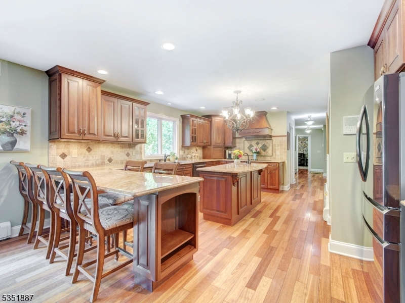 7 Arden Road Denville, NJ 07834 - Photo 11 of 50