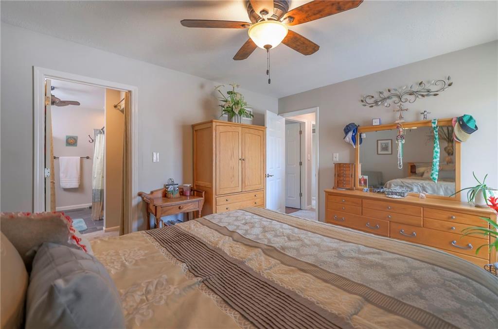 12746 West 108th Place Overland Park, KS 66210 - Photo 18 of 38