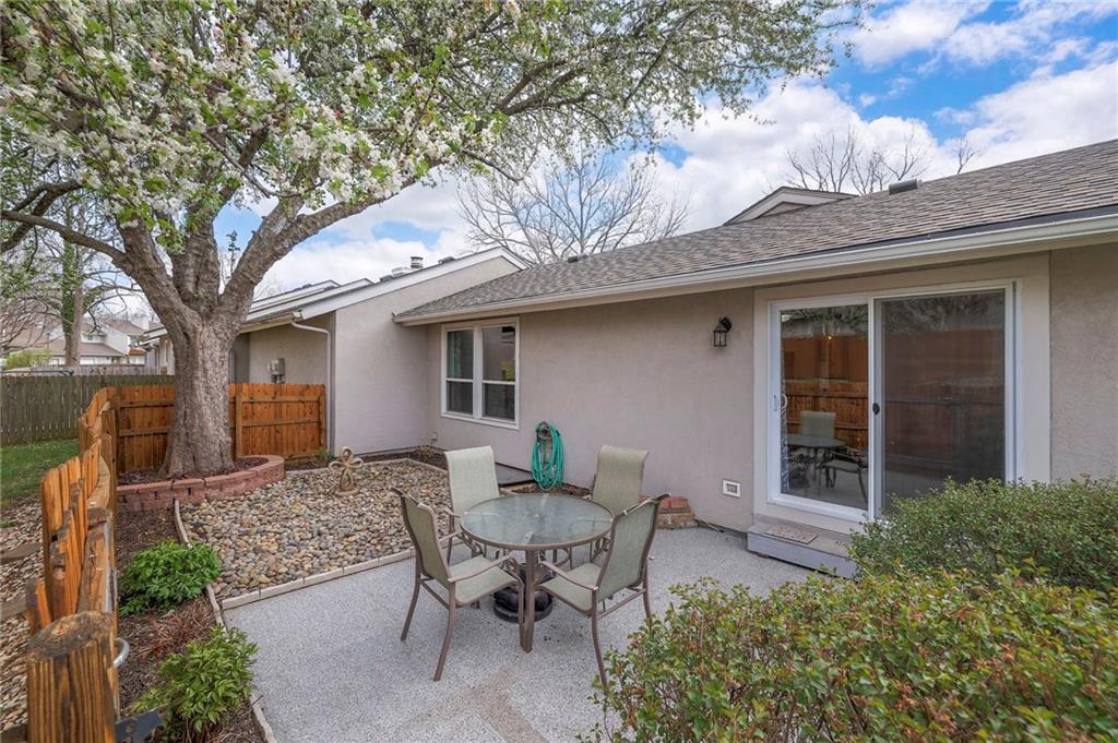 12746 West 108th Place Overland Park, KS 66210 - Photo 31 of 38