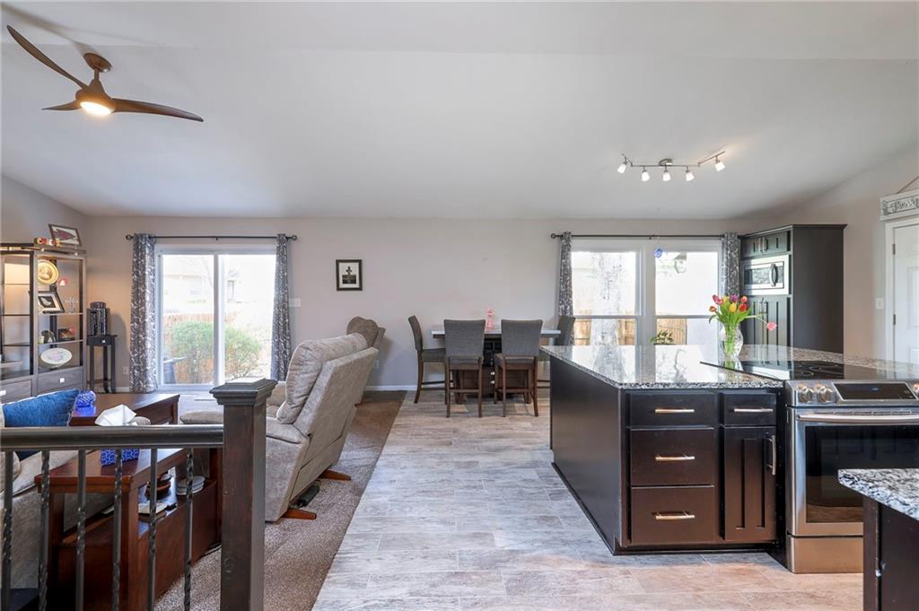 12746 West 108th Place Overland Park, KS 66210 - Photo 4 of 38