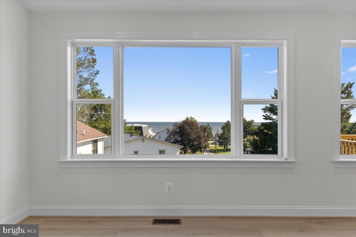 2825 Ridge Road Huntingtown, MD 20639 - Photo 36 of 66 a view of a window in a room