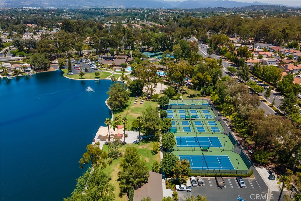 24722 Vía Del Rio Lake Forest, CA 92630 - Photo 47 of 56
