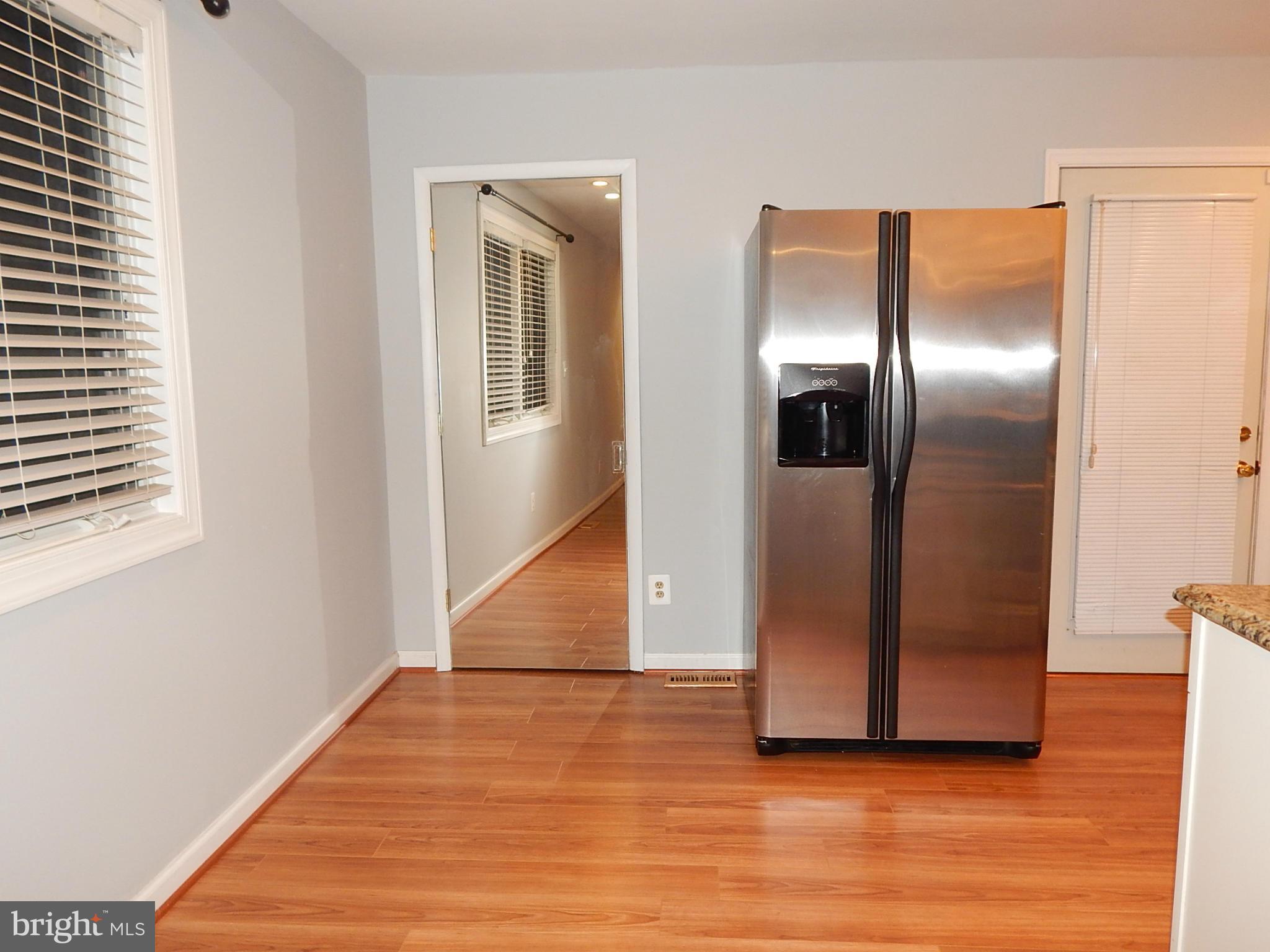 711 Pasadena Road Pasadena, MD 21122 - Photo 19 of 24 Dining Room