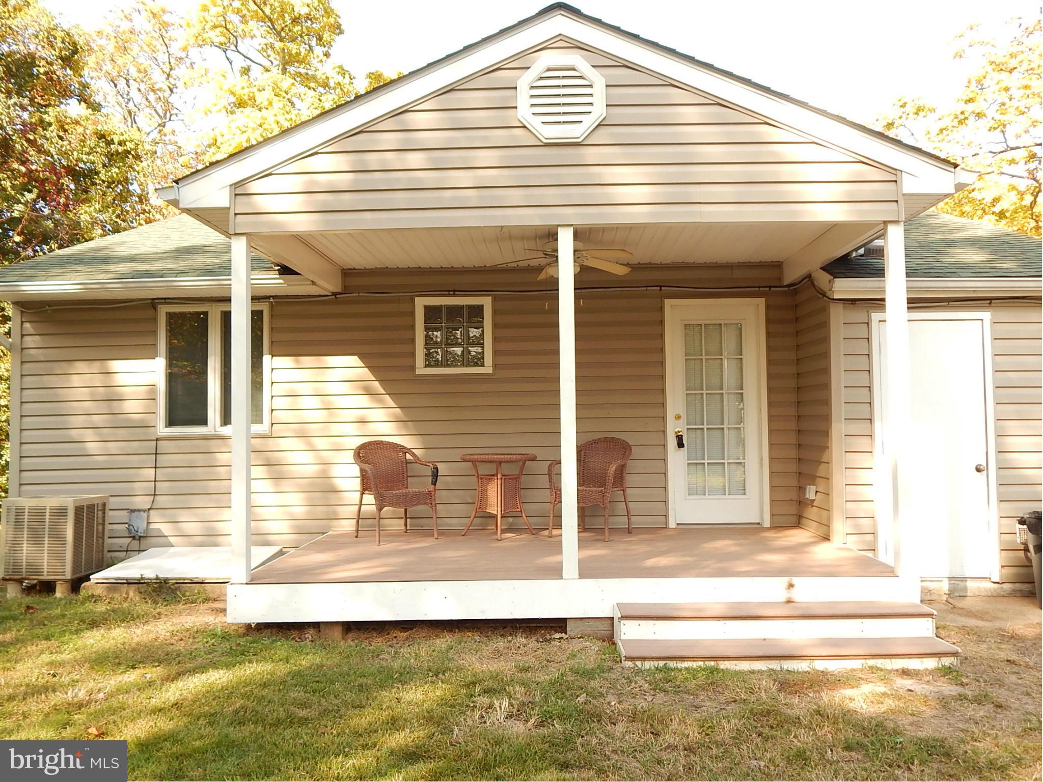711 Pasadena Road Pasadena, MD 21122 - Photo 24 of 24 Exterior (Rear)